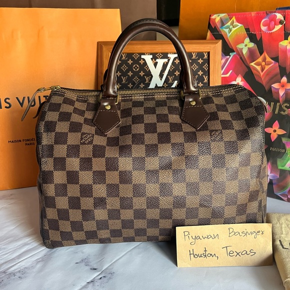 *SOLD*Authentic Louis Vuitton Speedy 30 - Picture 3 of 13